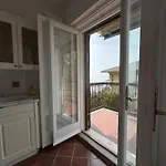 Affitto Turistico Via Bonomea 219-1