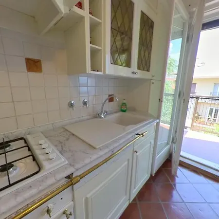 Affitto Turistico Via Bonomea 219-1 Apartment