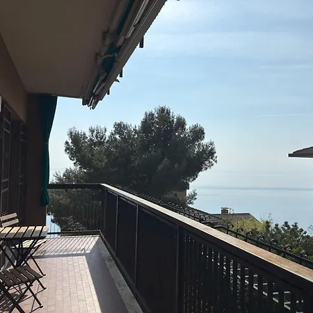 Affitto Turistico Via Bonomea 219-1 *